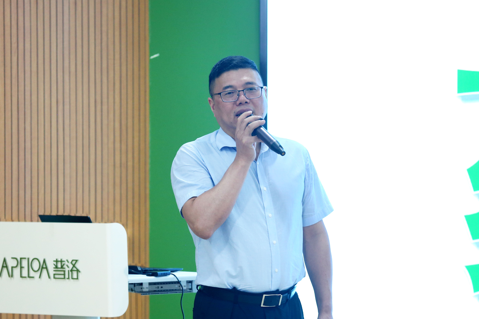 思丝拍摄 (02).jpg